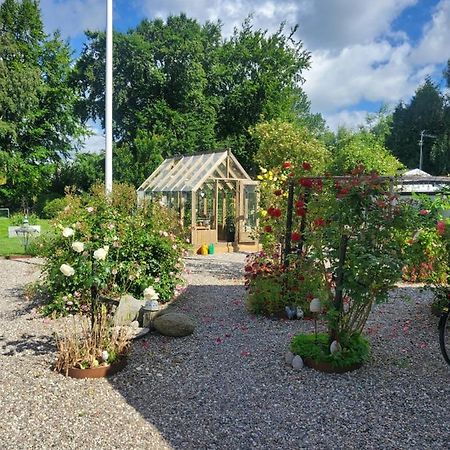 Pensionat Strandhuset I Abbekås 外观 照片